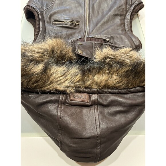 EMU Australia 100% Sheepskin Brown Leather Vest Size SMALL - Picture 13 of 16